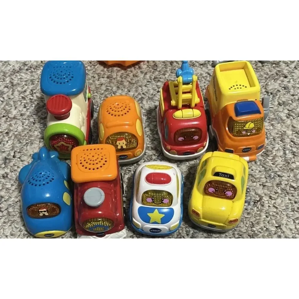 Vtech Go! Go! Smart Wheels Chug & Go Railroad Spiral Tower Garage Vehicle 100 Pc